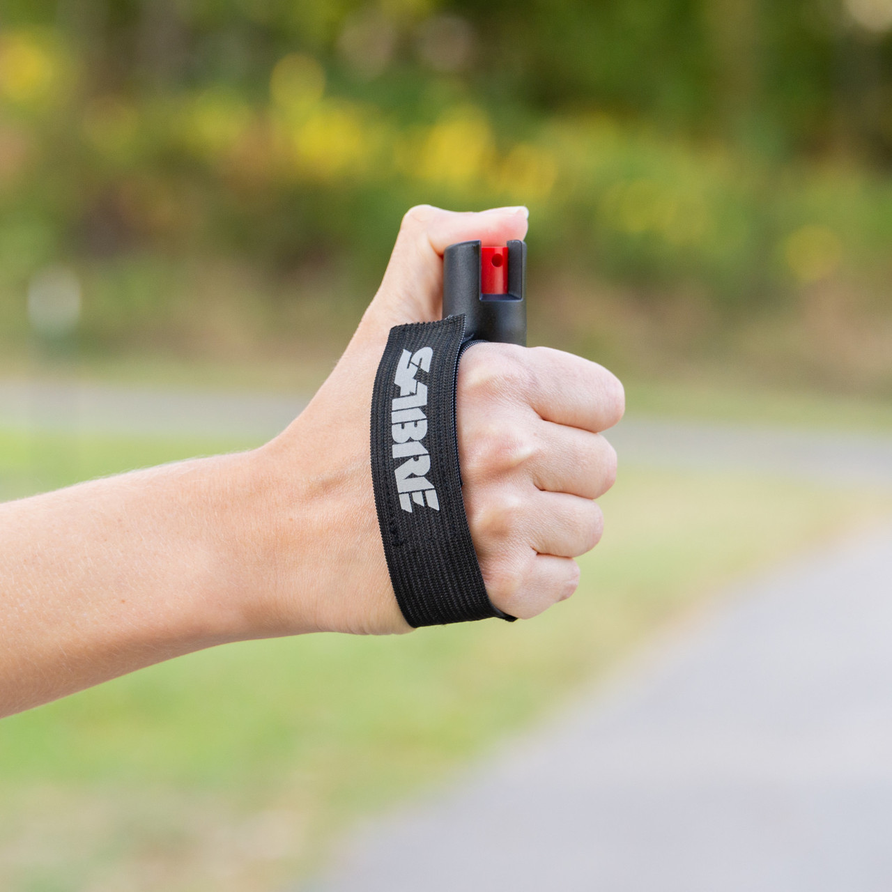 Protector Dog Spray with Adjustable Running Hand Strap - Image 3