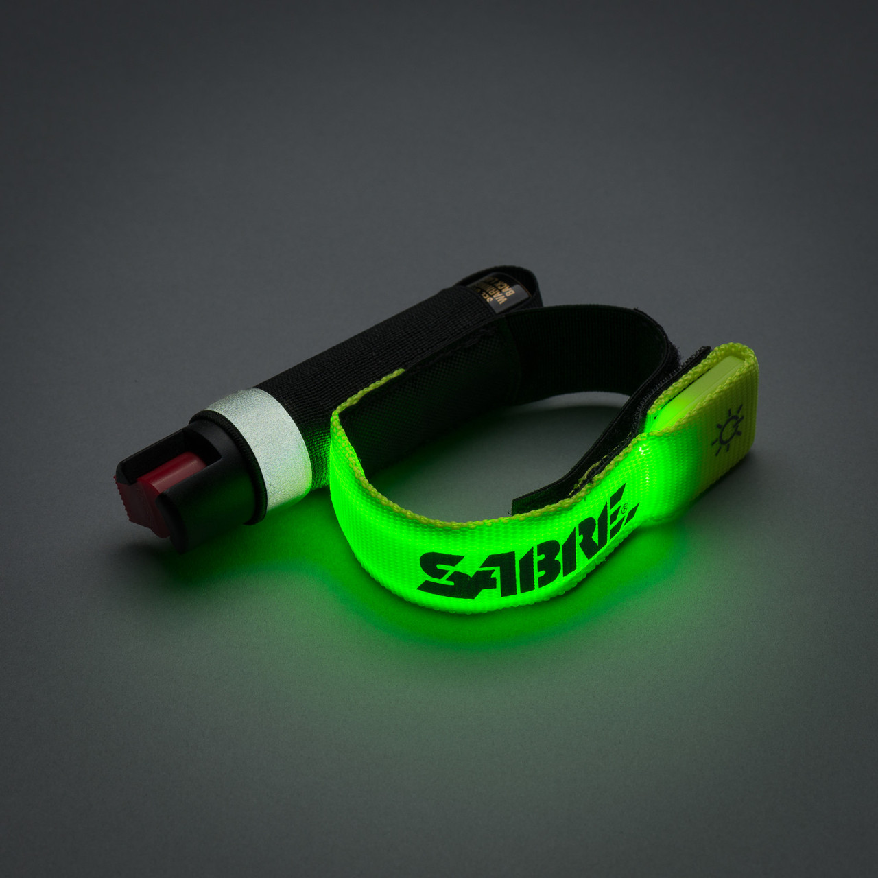 Runner Pepper Gel with LED Adjustable Reflective Hand Strap - Image 4