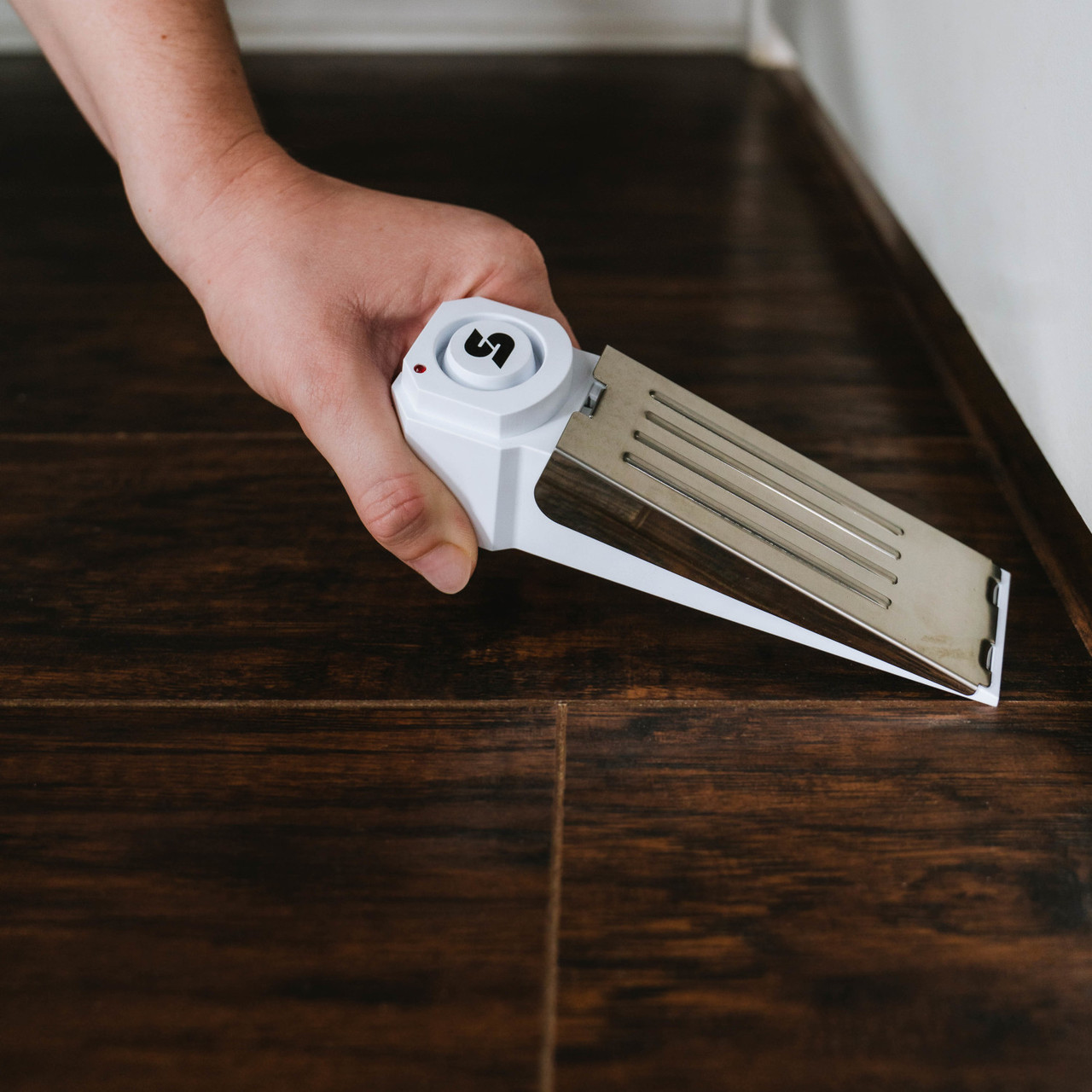 Wedge Door Stop Alarm - Image 3